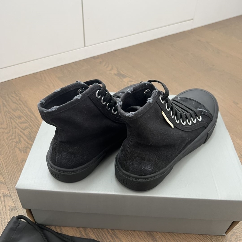 Balenciaga Sneakers